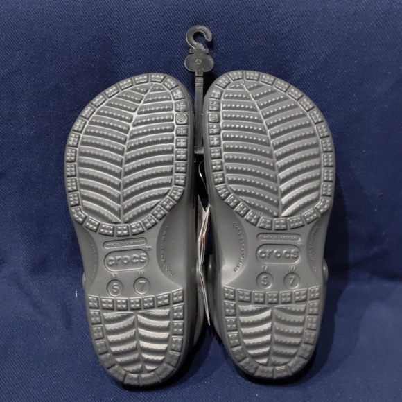 Sandals_&_Flip_Flops